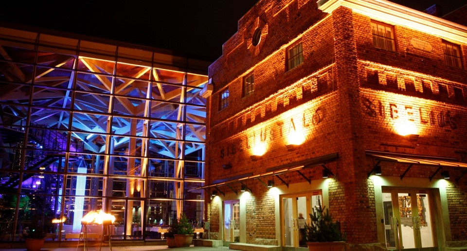 Restel operoi mm. kuvassa näkyvää Sibeliustaloa Lahdessa