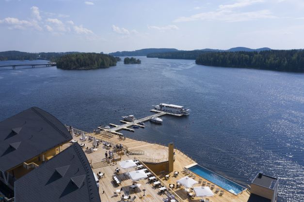 Matkailukeskus Kuopion Saana on yksi Hop-on Hop-off kuljetusten pysäkeistä 1,5h kestoisen reitin varrella