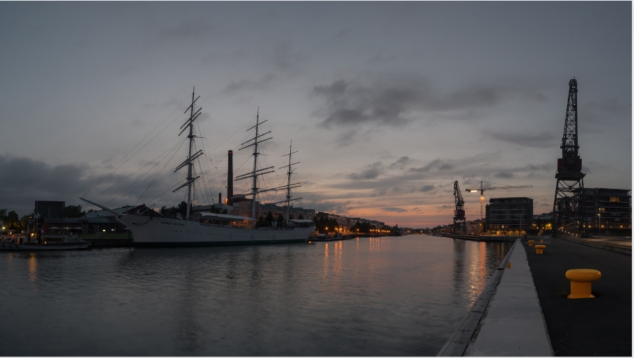 Turun lentoaseman valtteina pidettiin kyselyssä sen nopeutta ja helppoutta sujuvine rutiineineen.