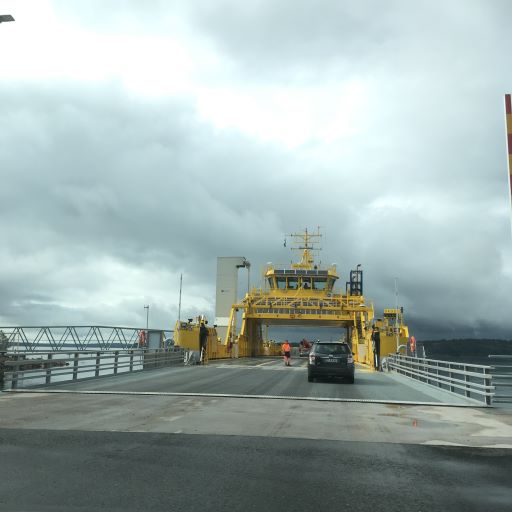 Paraisten-Nauvon lautta kesällä ennen automaatiokokeilua.