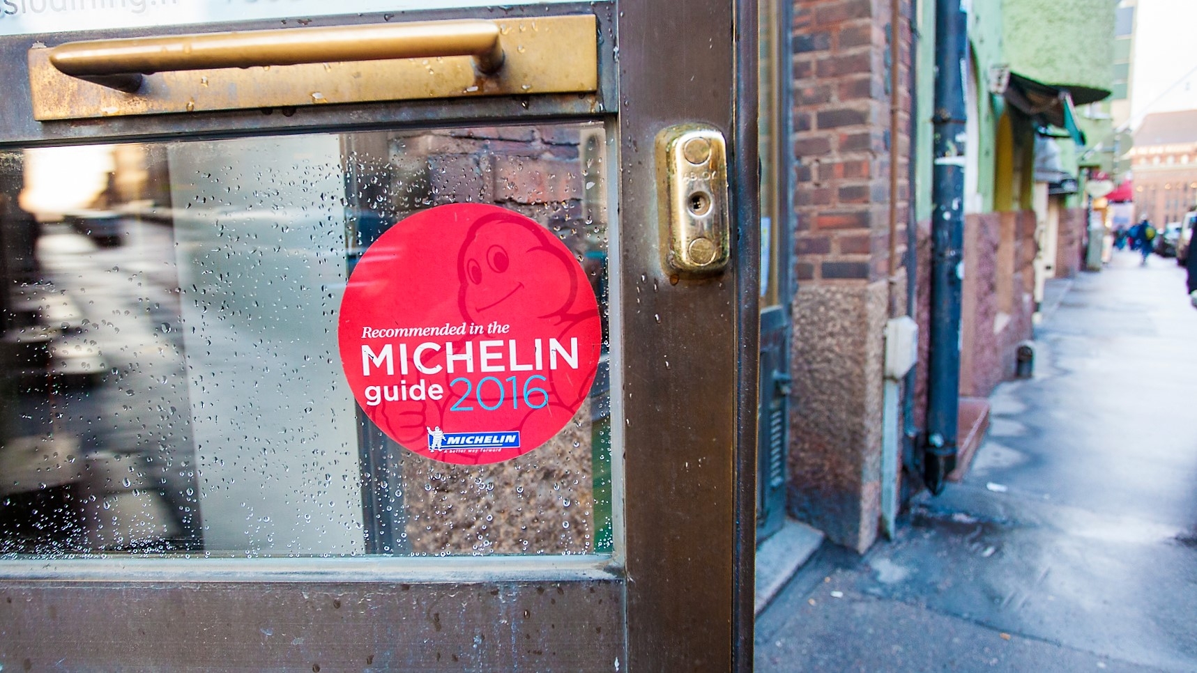 Fine dining ei ole enää yhtäläisyysmerkki ravintolan paremmuuden kanssa – sen sijaan parhaus on synonyymi yhdessäolon ja ihmiskontaktien helpottamiselle sekä ihmisenä hyväksytyksi tulemiselle.