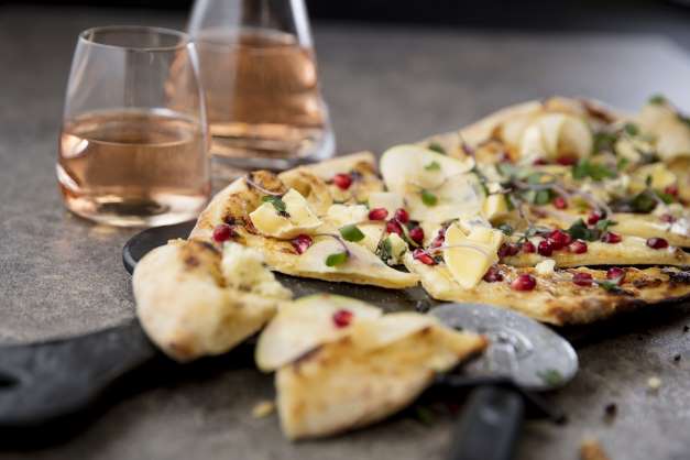 Ravintolan erikoisuus on hanasta saatava Provencen roséviini.