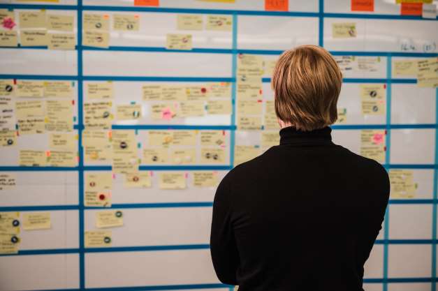 S-ryhmän viime vuosina uudistunut rekrytoiva valmennusohjelma, S-Trainee, etsii jälleen nuoria talentteja ja tuoreita näkemyksiä liiketoimintojansa kehittämään.